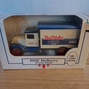 1931 delivery truck bank